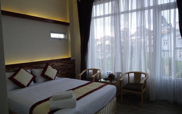 TUK Hotel