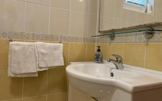 One Bedroom Apartment Stella Maris 2