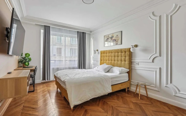Superb Haussmann-style apt - 2bdr/6p - Trocadero