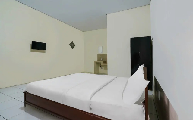 OYO Life 92641 Guest House Palinggihan Ii