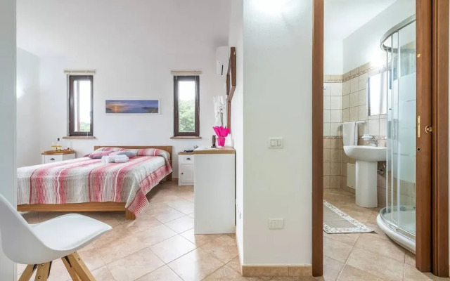 Amazing Detached Villa for Near Stintino