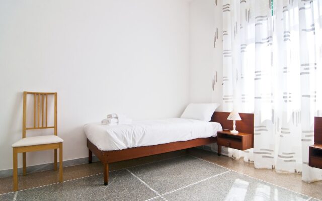 Отель Villa Aquari Cozy Apartment Италия, Рим - отзывы, цены и фото номеров - забронировать отель Villa Aquari Cozy Apartment онлайн комната для гостей