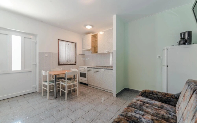 Nice Home in Bosana With Wifi and 2 Bedrooms
