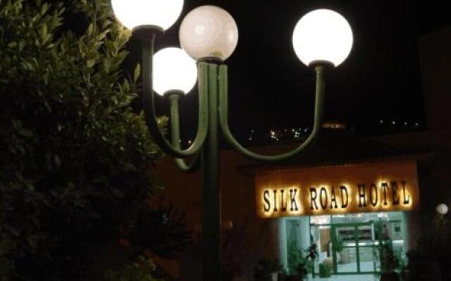 Отель Silk Road Hotel Иордания, Вади-Муса - отзывы, цены и фото номеров - забронировать отель Silk Road Hotel онлайн вид на фасад