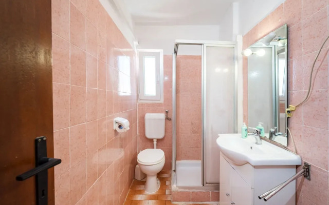 Ivica two Bedroom Apartment B, Novalja