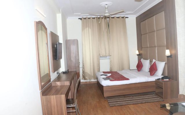 Hotel Kashish Plaza