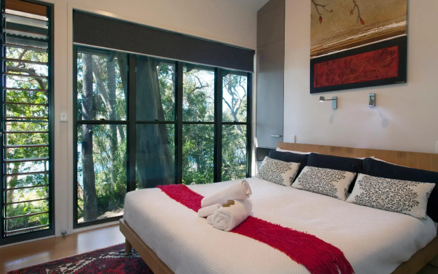 Eumarella Shores Noosa Lake Retreat