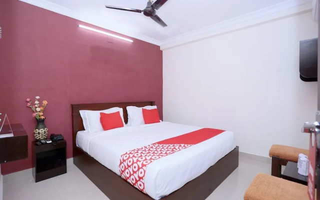 OYO 25012 Kv Suites