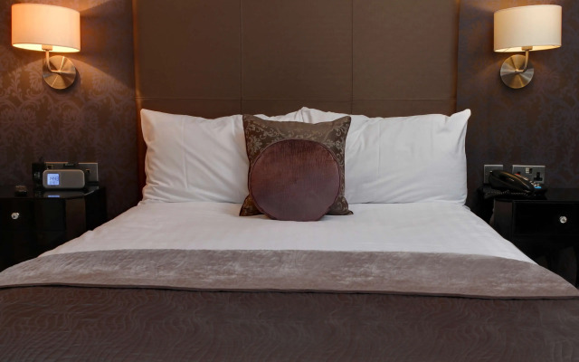 Glendower Hotel