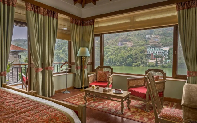 The Fishermen's Lodge - A Lake Facing Hotel (20 KMS From Nainital)