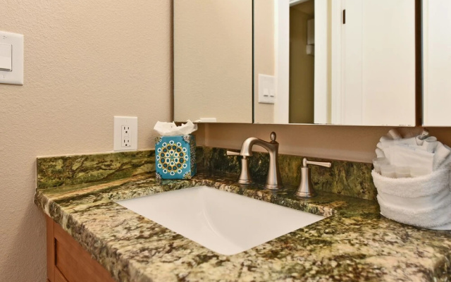 Pacific Shores B102 3 Bedroom Condo