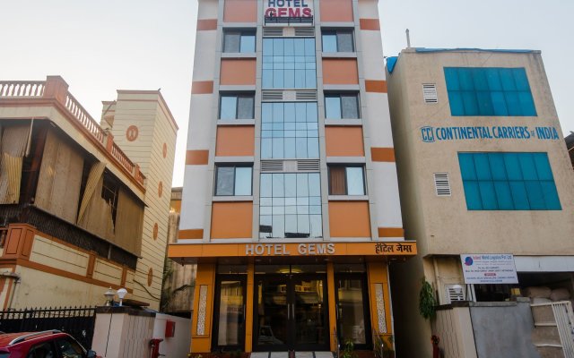 Отель OYO 13511 Hotel Gems Индия, Нави-Мумбай - отзывы, цены и фото номеров - забронировать отель OYO 13511 Hotel Gems онлайн вид на фасад