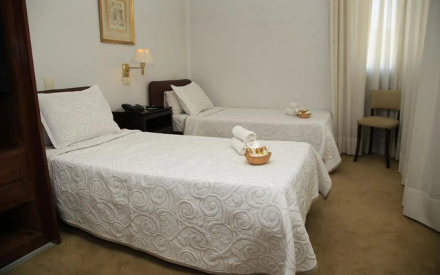 Gran Hotel Dora Cordoba
