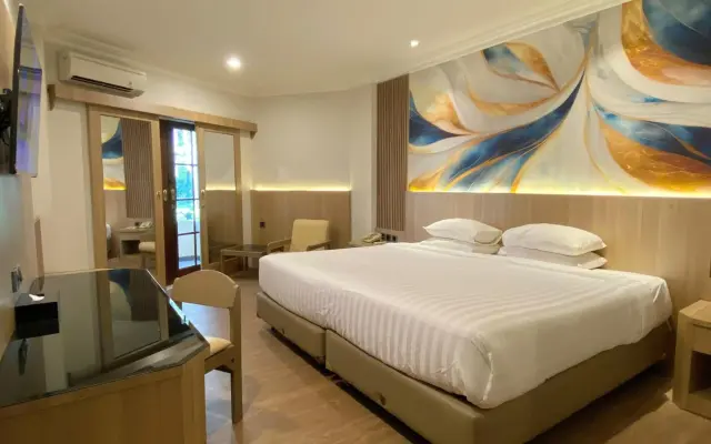 Lombok Raya Hotel