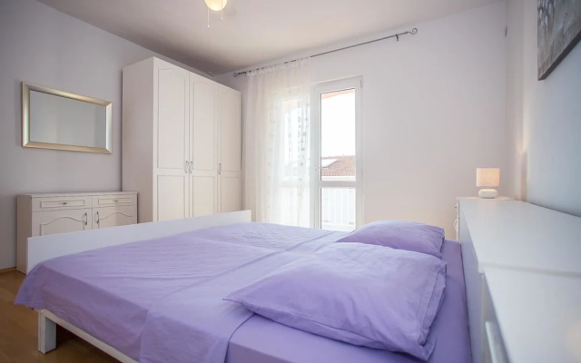 Apartment Zoki i Goga / Two Bedroom