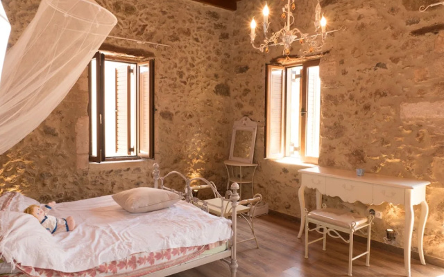 Villa Malaxa and Suites