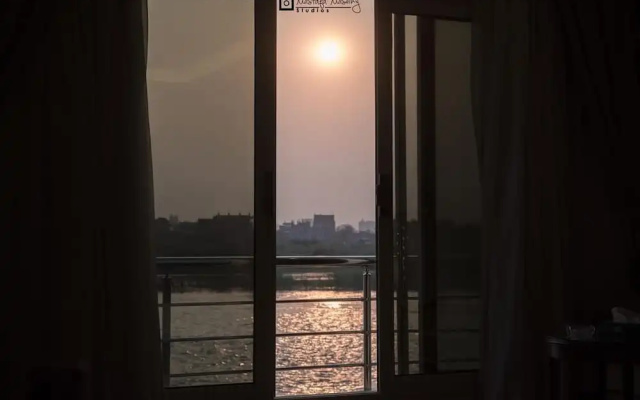 Ultra Trans Hotel