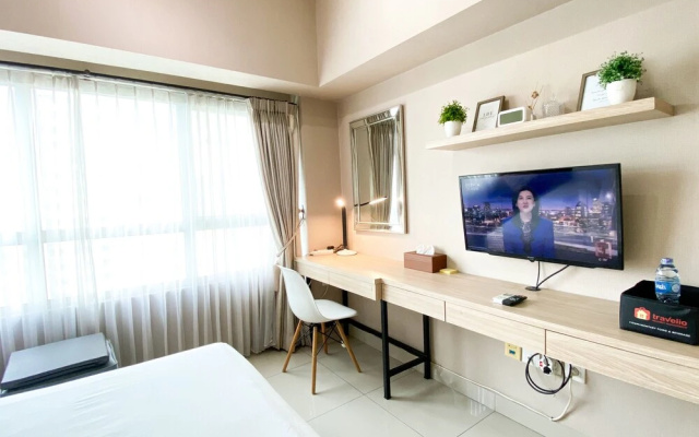 Studio Springlake Summarecon Bekasi Apartment Near Shopping Mall
