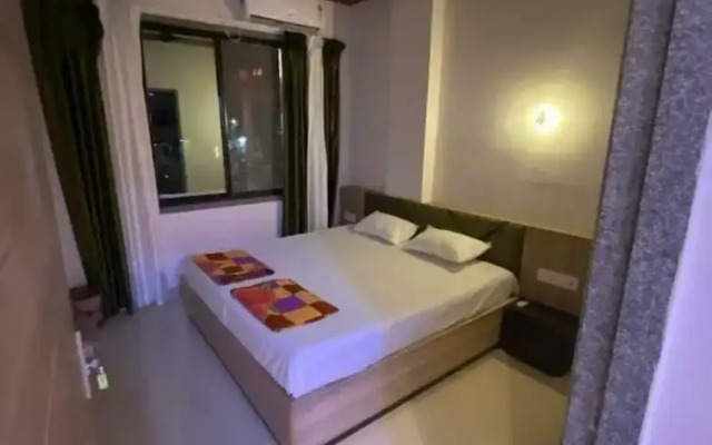Shree Hanuman Hotel