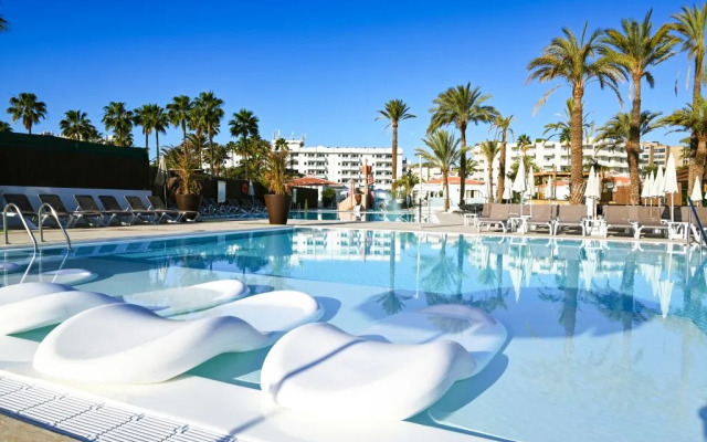 Bungalows HL Miraflor Suites