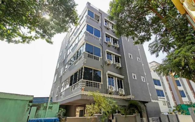 Vennela Residency by OYO Rooms