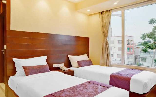 Treebo Premium The Crystal, Chinar Park