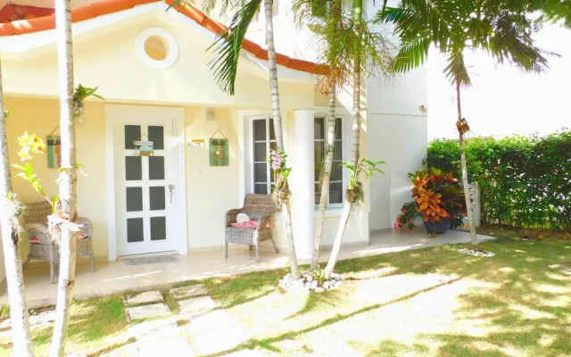Villa Caracol Beach House on Playa Bavaro Punta