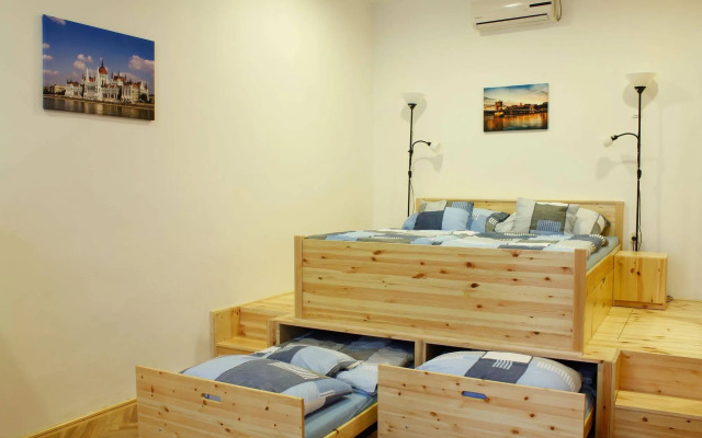Katona Apartments