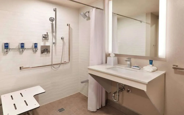 Holiday Inn Express Hamilton-stoney Creek