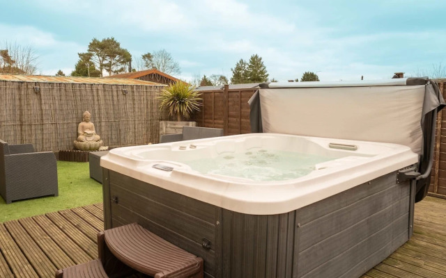 Nualas Lodge Private Hot Tub Escape