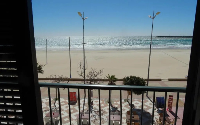 Apartamento Estudio Acuario Frente Mar