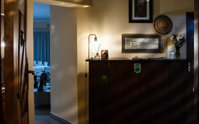 Woodpeckers Inn