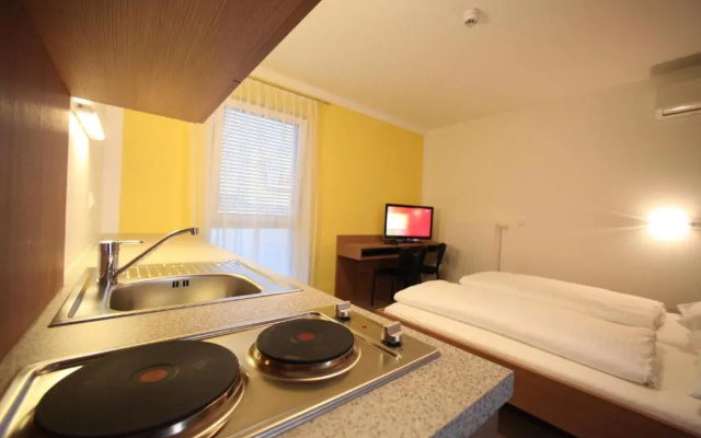 Fair-Price-Hotel