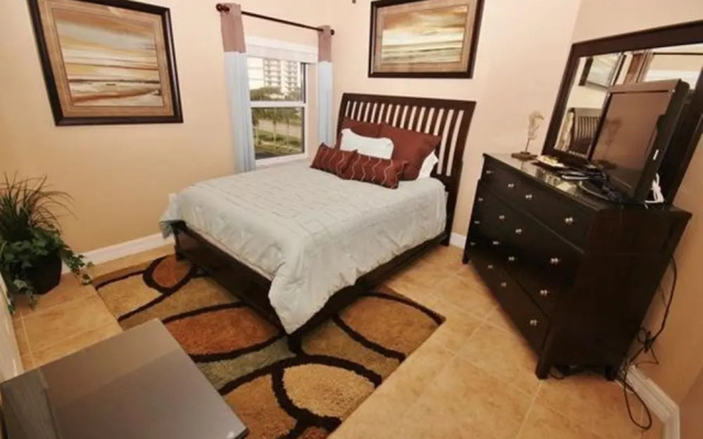 Oceanwalk 13-401 Apartment 3