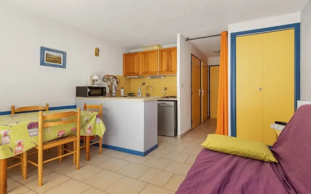 Cozy Stay Near the Beach