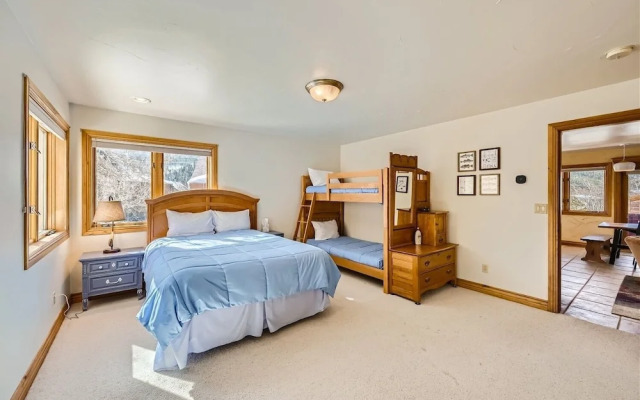 137 Rasor Drive 4 Bedroom Home by RedAwning