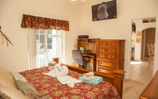 Rolling Hills Four-bedroom