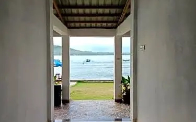 Hotel Toho