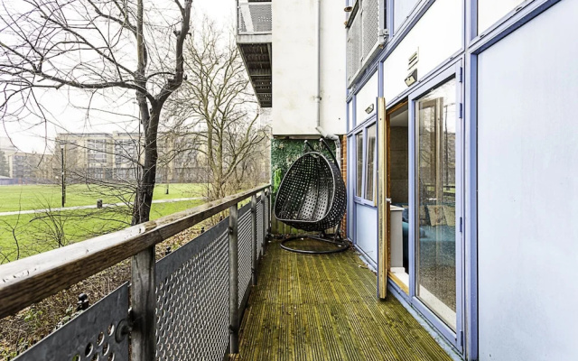 Modern 2-bed Flat, Bethnal Green
