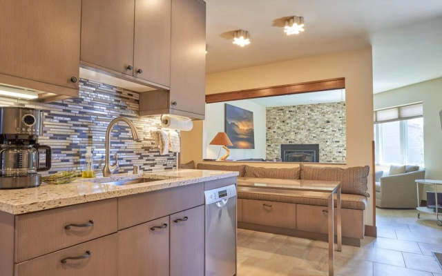 Westwind 303 1BD 1BA Plat. Condo