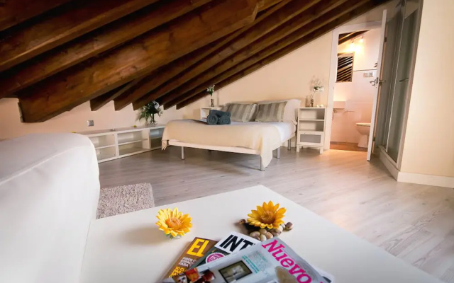 Malaga 102299 1 Bedroom Apartment by Mo Rentals