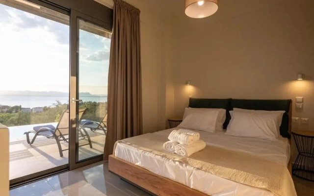 A V Luxury Apartments with Private Pools
