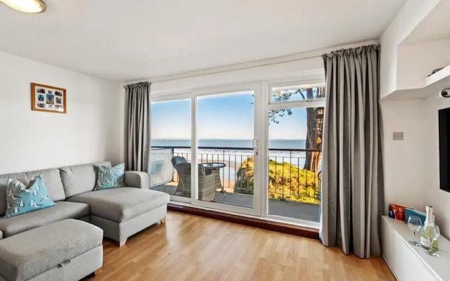 Life s a Beach - Direct Beach Access Sea Views