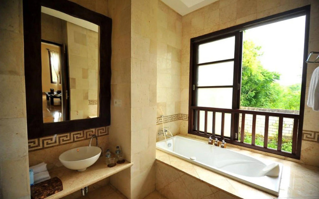 Casablanca Suite