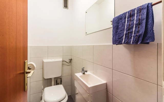 Awesome Home in Pula With Wifi and 2 Bedrooms