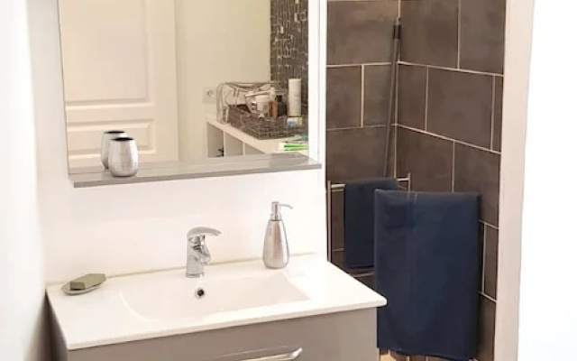 Apartment With one Bedroom in Marseille, With Wonderful City View and