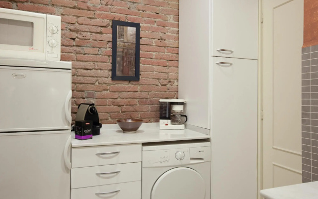 GAUDIR 1 · Apartment next to Pg de Gracia