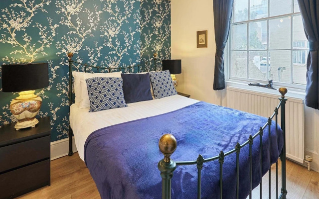 Host Stay Grand Parade Apartment