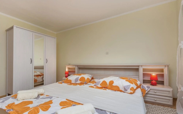 Stunning Home in Kastelir With Wifi and 2 Bedrooms