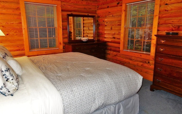Lazy Bear Lodge